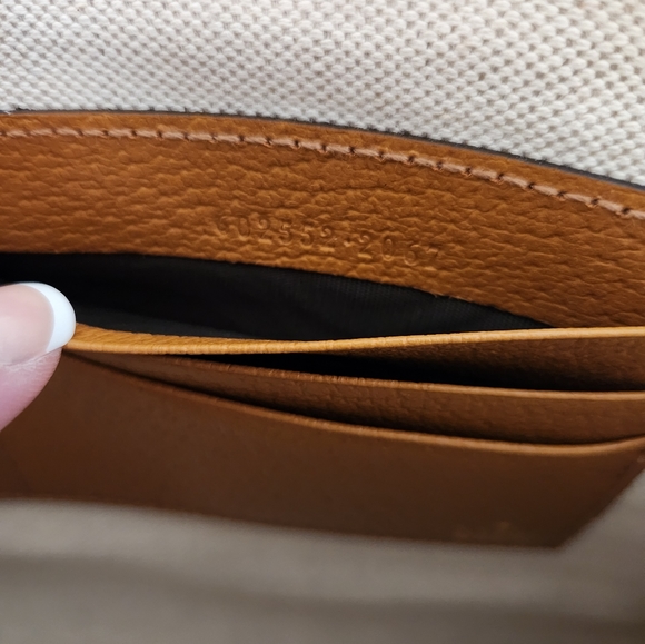 🔥FINAL PRICE🔥 GUCCI Rare Disney Mickey Mouse Clutch - Picture 9 of 10